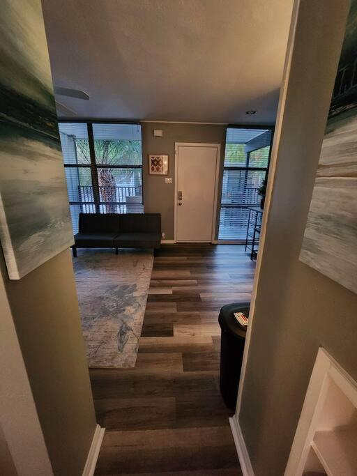 Appartamento Blue Shark *W7* @ Montrose 1Br Private King Loft Houston Esterno foto