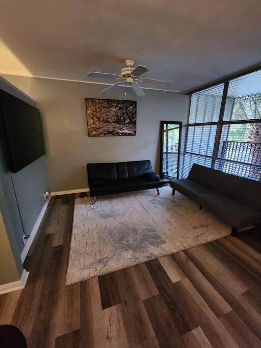 Appartamento Blue Shark *W7* @ Montrose 1Br Private King Loft Houston Esterno foto