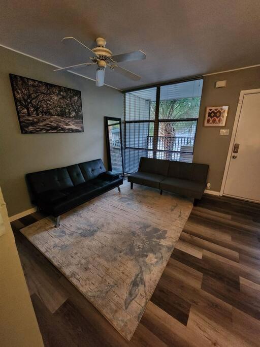 Appartamento Blue Shark *W7* @ Montrose 1Br Private King Loft Houston Esterno foto